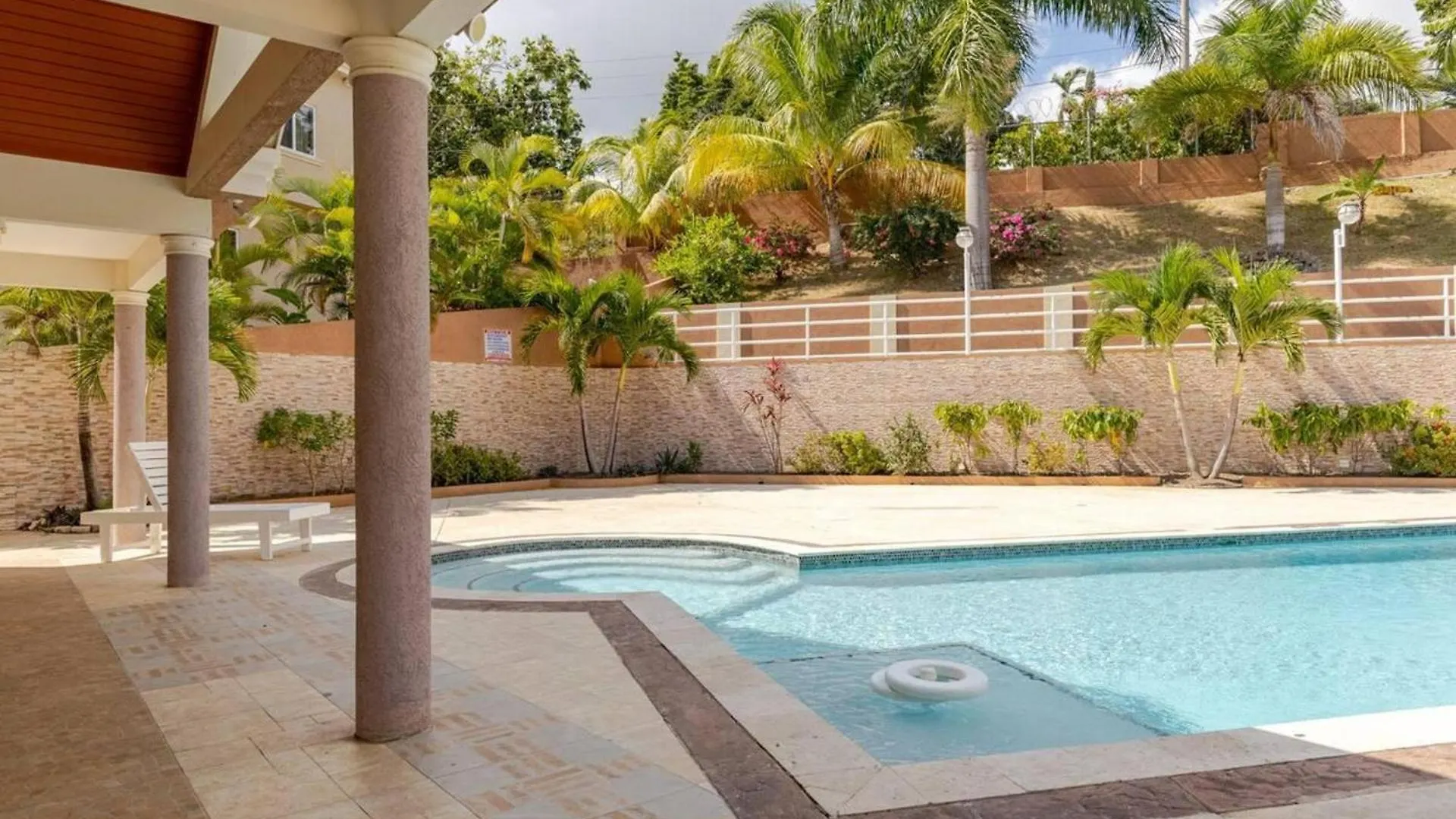 Luxury 2 Bedroom Jamaican Townhouse Ocho Rios 0*,